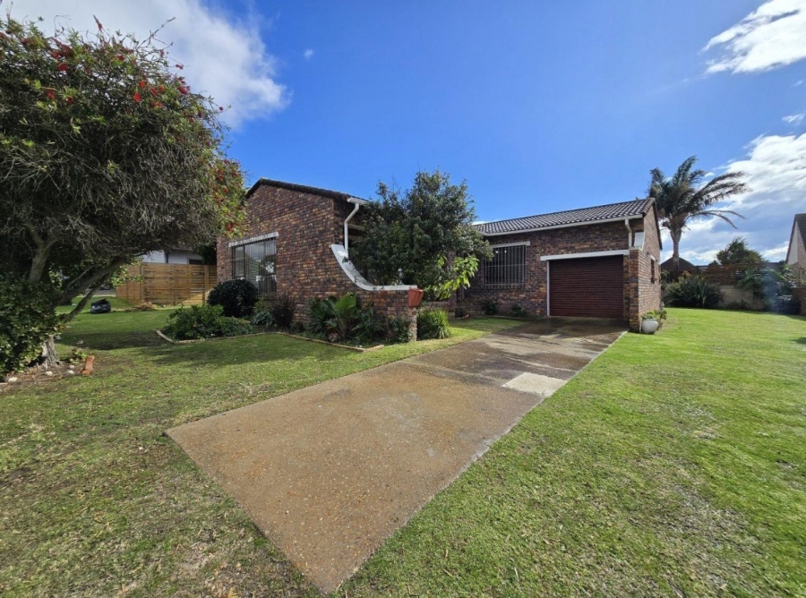 4 Bedroom Property for Sale in Noorsekloof Eastern Cape